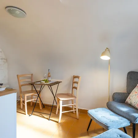 Charming Historic With Two Near Zoo Apartman Prága