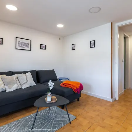 Charming Historic With Two Near Zoo Prága
